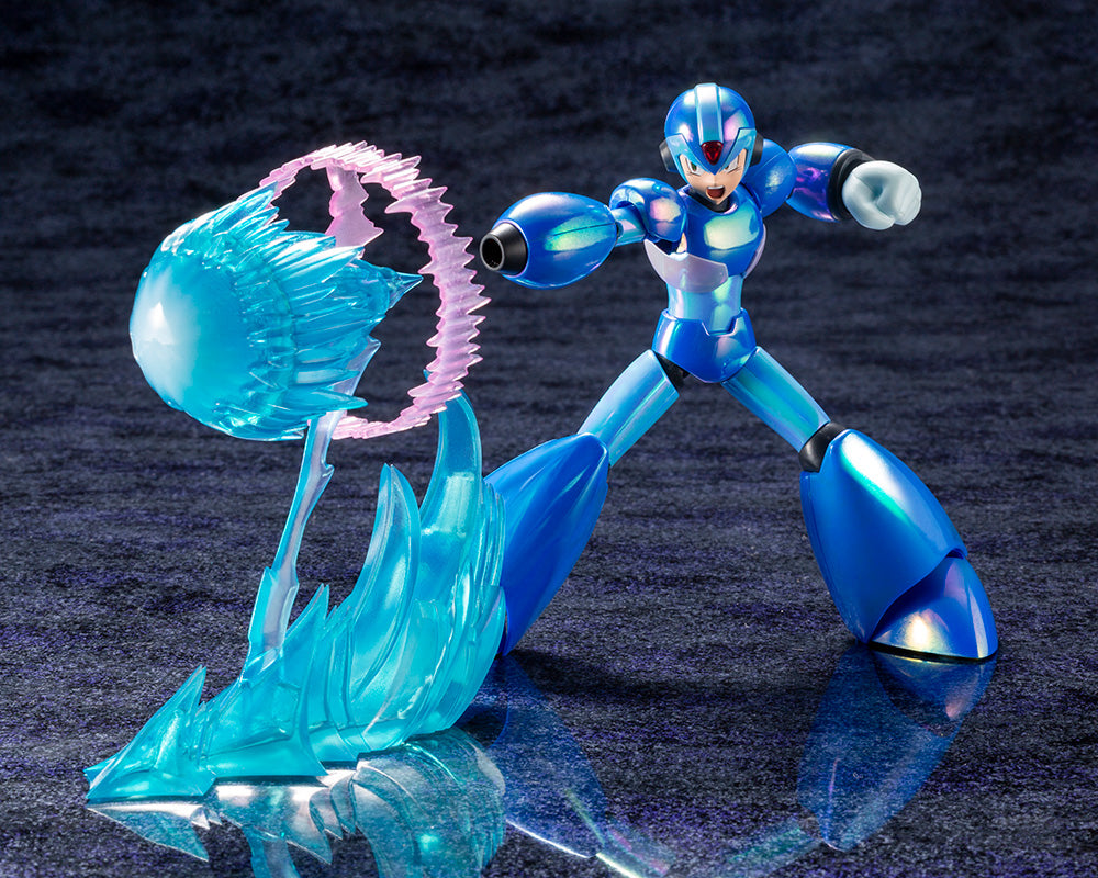 Mega Man X Plastic Model Kit (Premium Charge Shot Version)