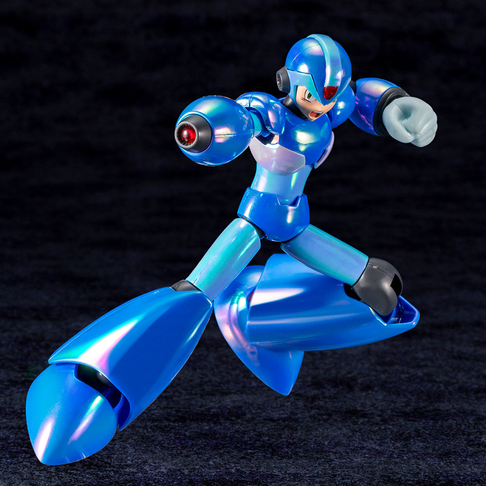 Mega Man X Plastic Model Kit (Premium Charge Shot Version)